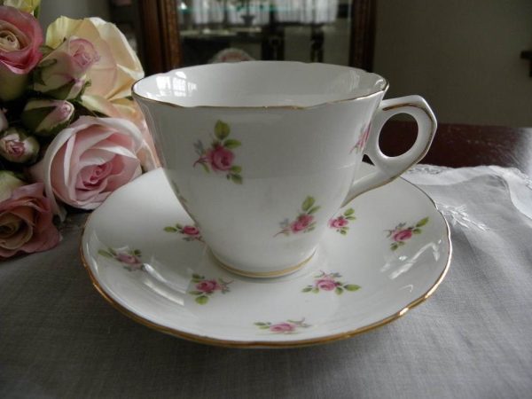 Vintage Petite Pink Roses Teacup and Saucer For Sale