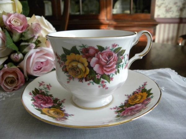 Vintage Pink and Yellow Roses Teacup and Saucer Fashion