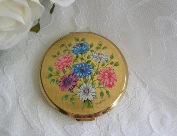 Vintage Stratton Pink and Blue Dahlias Powder Compact For Sale