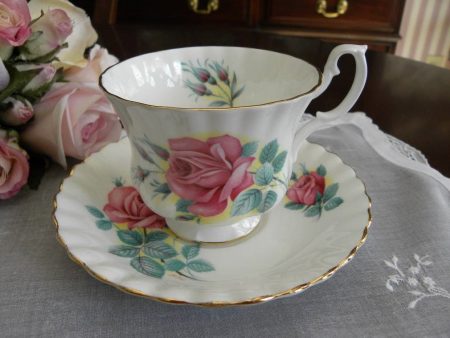 Royal Albert Sweetheart Roses Elizabeth Teacup and Saucer For Cheap