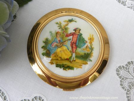 Unused Vintage Lin Bren Ladies Powder Compact with Courting Couple Scene Sale