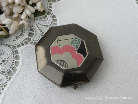 1930 s Art Deco Seventeen Maison Jeurelle Powder Compact For Sale